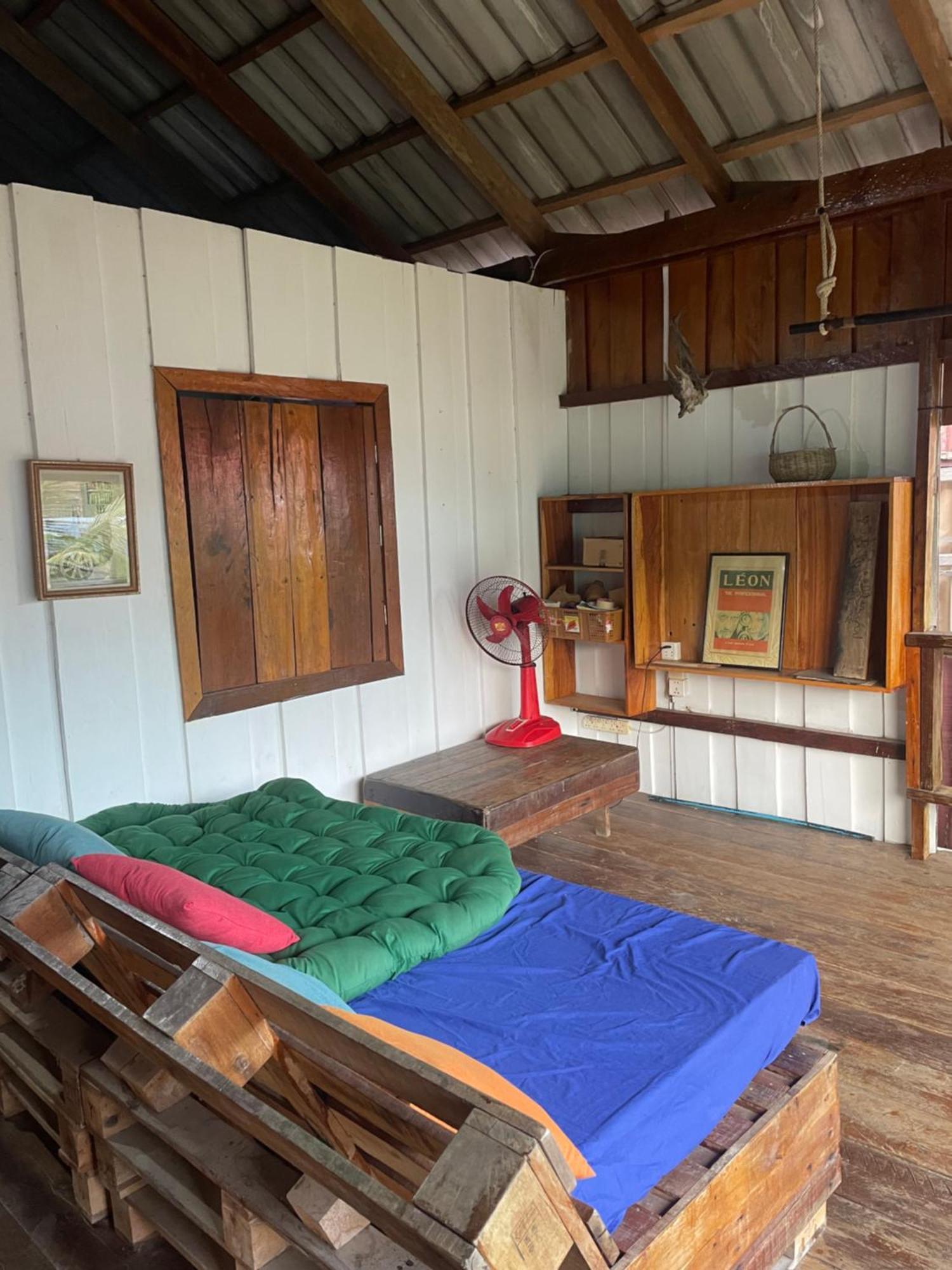 The Hornbill Hostel Koh Rong Sanloem Extérieur photo